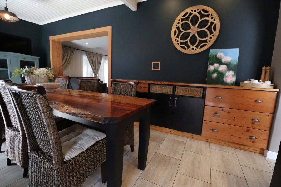 4 Bedroom Property for Sale in Sherwood Eastern Cape